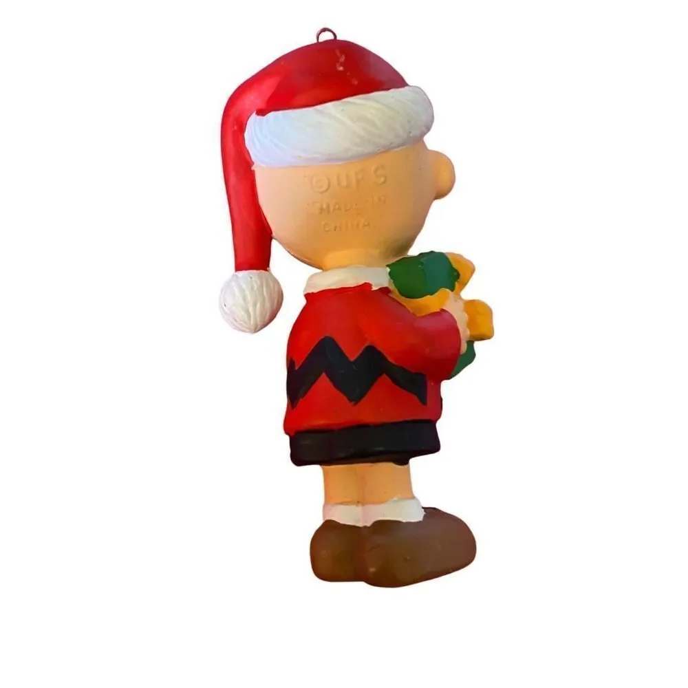 Charlie Brown peanuts Christmas holiday present ornament ￼